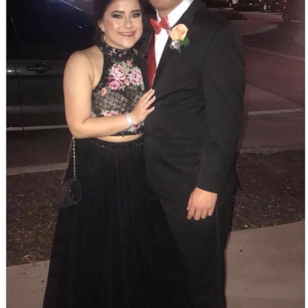 Sherri hill prom dress